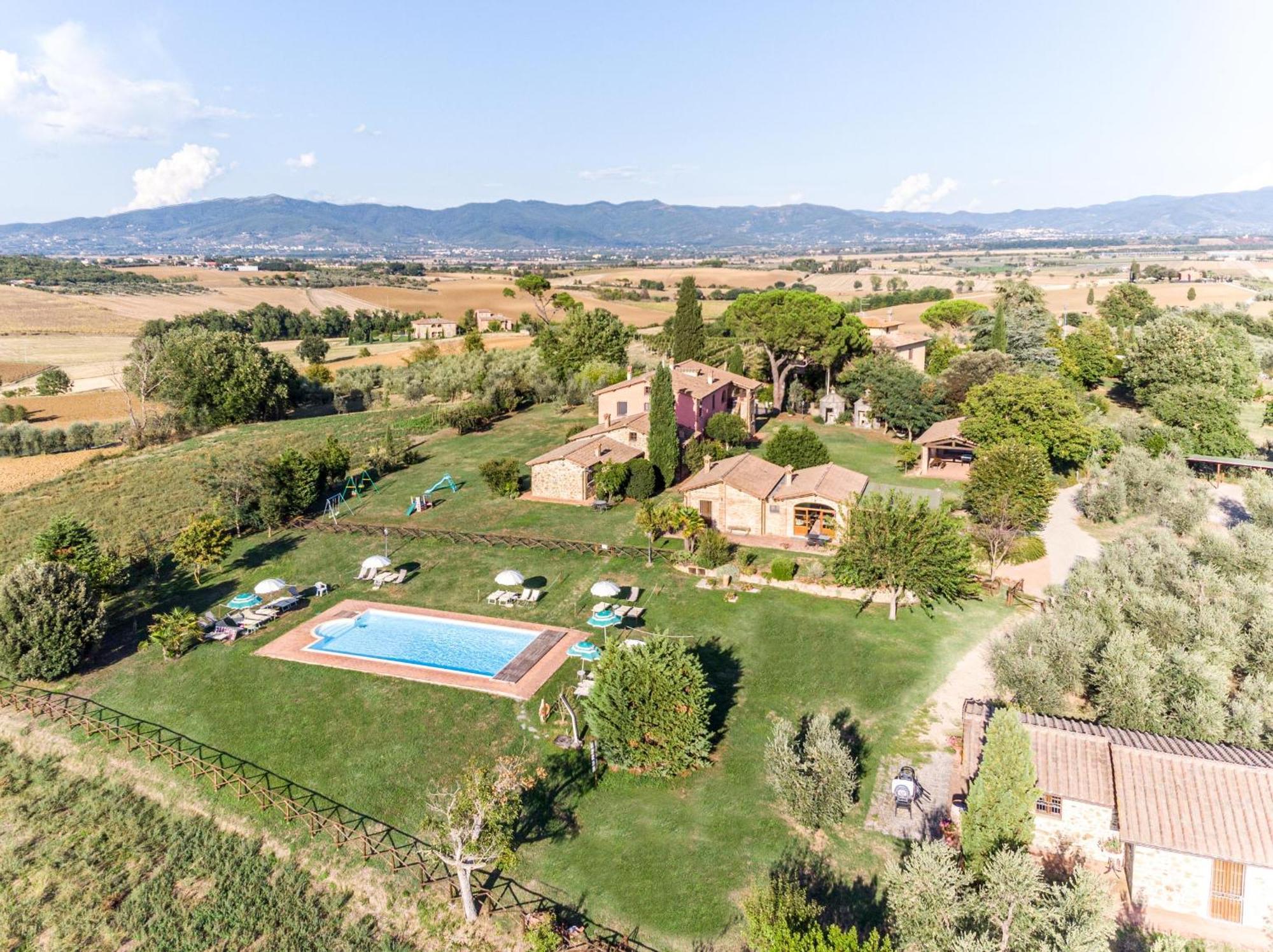 Il Querciolo - Azienda Biologica, Agriturismo E Cantina Marciano della Chiana Экстерьер фото