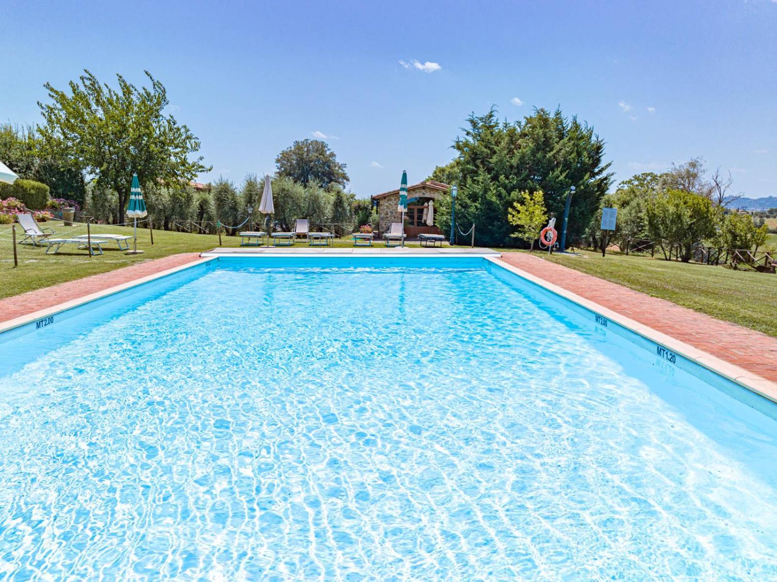 Il Querciolo - Azienda Biologica, Agriturismo E Cantina Marciano della Chiana Экстерьер фото