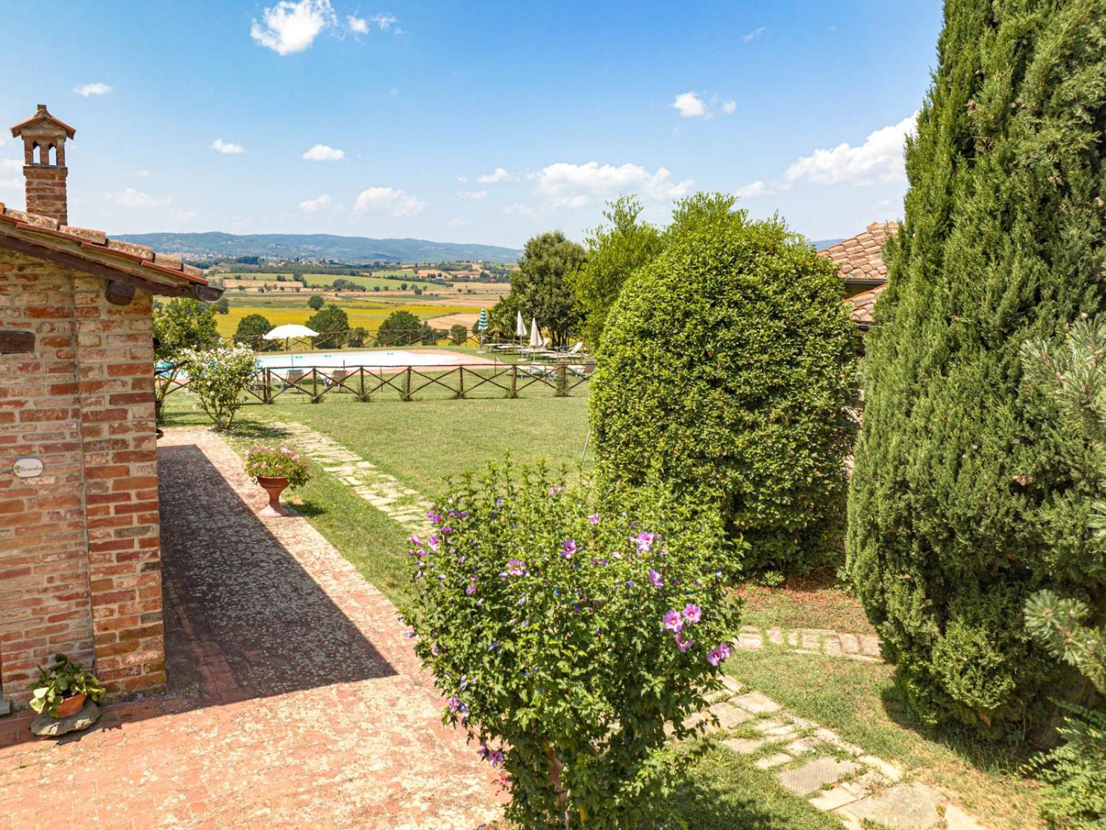 Il Querciolo - Azienda Biologica, Agriturismo E Cantina Marciano della Chiana Экстерьер фото
